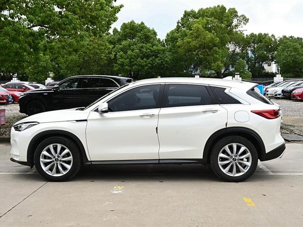 2019年8月英菲尼迪 QX50  2018款 2.0T 四驅(qū)菁英版