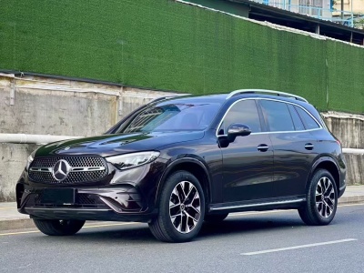 奔驰 奔驰GLC  2023款 GLC 260 L 4MATIC 豪华型 5座