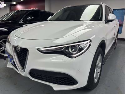 2017年6月 阿爾法·羅密歐 Stelvio 2.0T 200HP 豪華版圖片