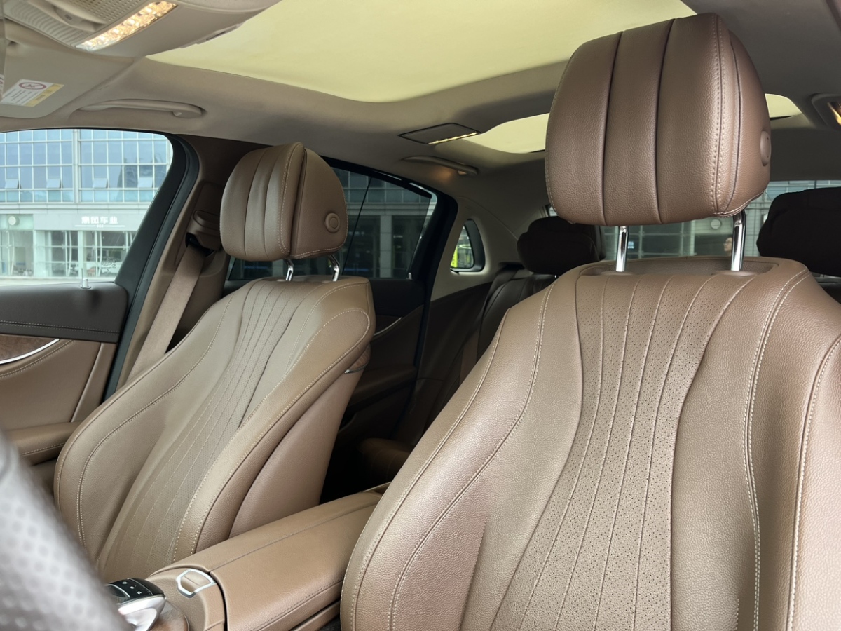 奔驰 奔驰E级  2018款 E 300 L 豪华型图片