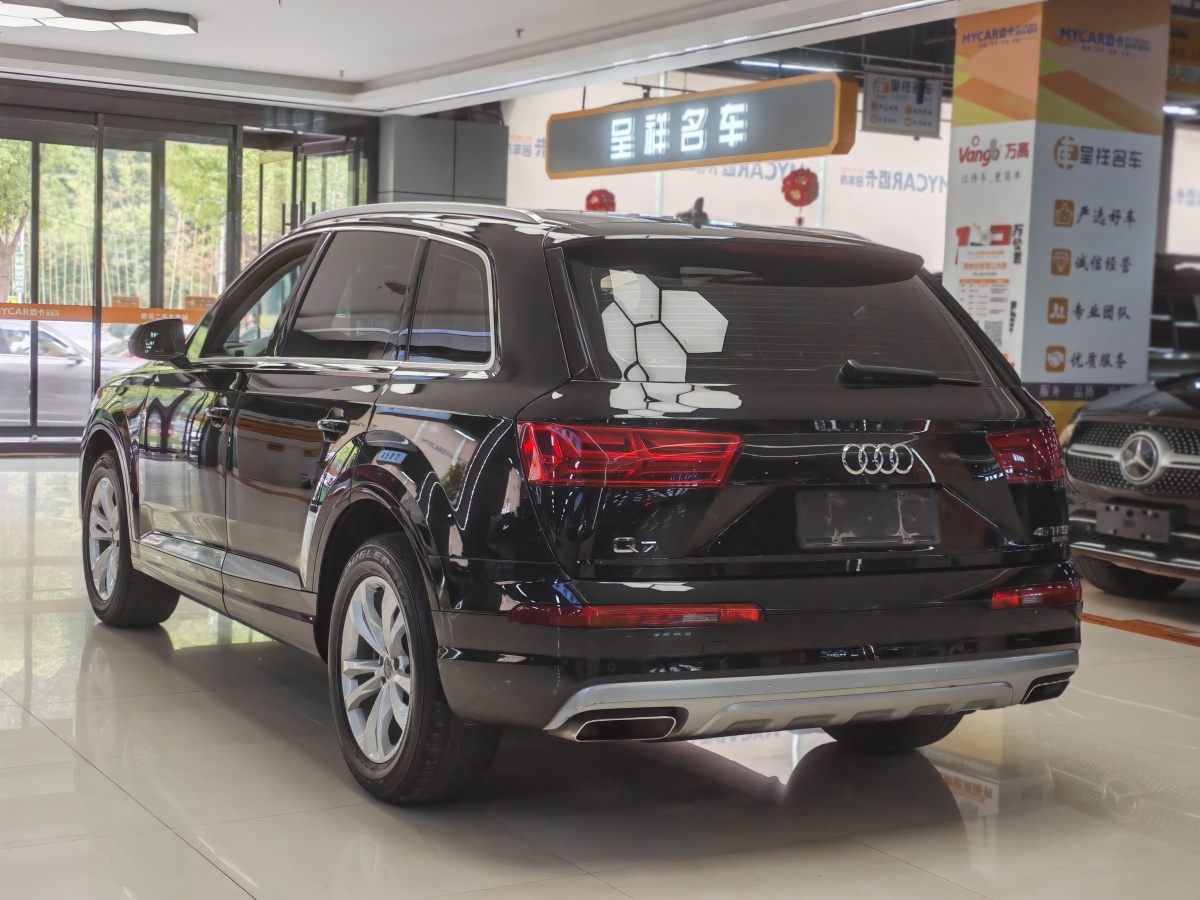 2017年9月奧迪 奧迪Q7  2016款 40 TFSI 舒適型