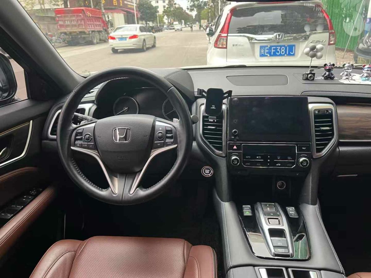本田 CR-V  2018款 240TURBO 手動(dòng)兩驅(qū)經(jīng)典版圖片