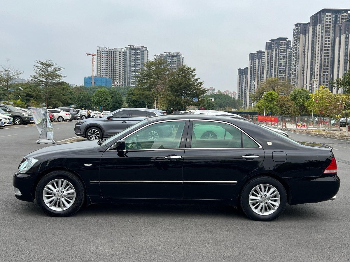 豐田 皇冠  2005款 3.0L Royal E圖片