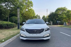 名圖 現(xiàn)代 1.8L 自動(dòng)尊貴型DLX