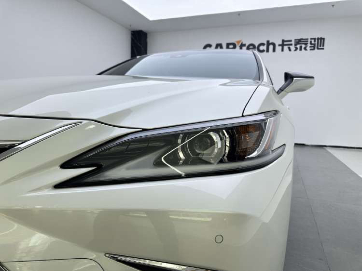 雷克薩斯 ES  2021款 200 卓越版圖片
