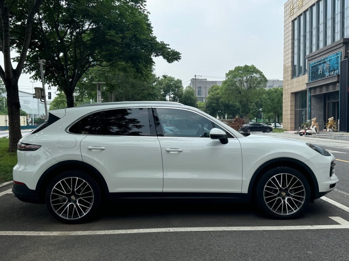 保時(shí)捷 Cayenne  2018款 Cayenne 3.0T圖片