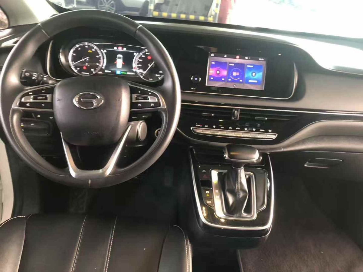 廣汽傳祺 M6  2021款 270T 手動精英版（七座）圖片