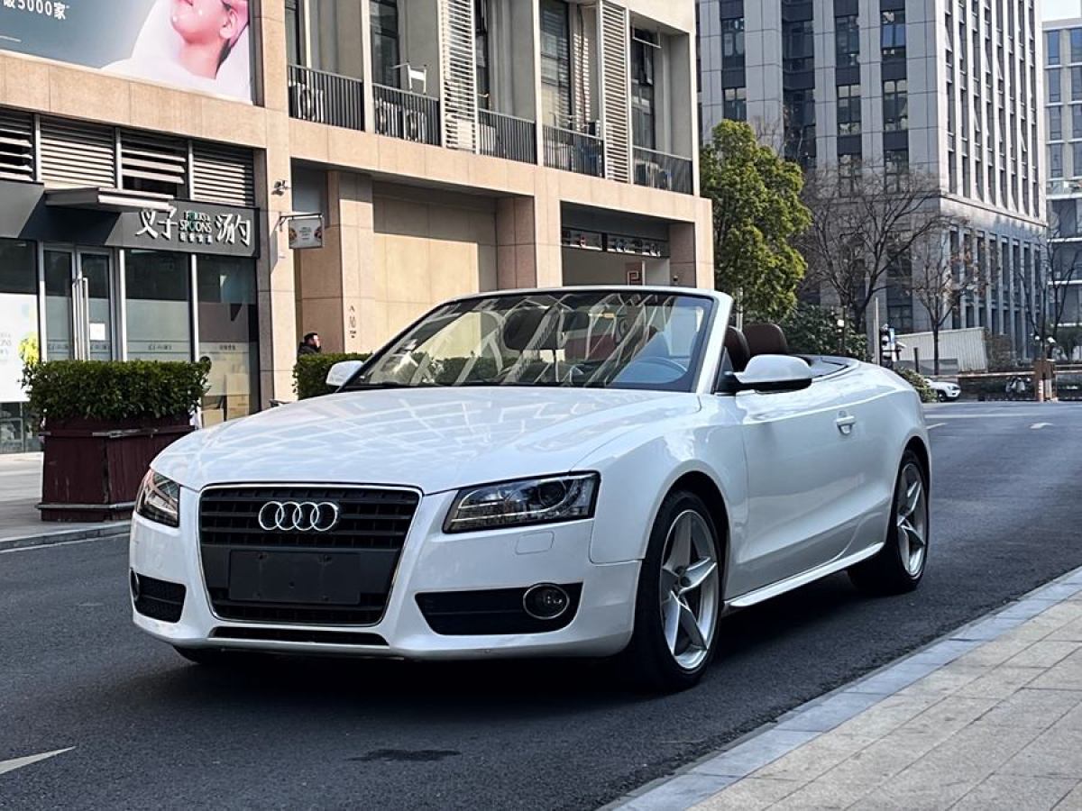 2011年7月奧迪 奧迪A5  2010款 2.0TFSI Cabriolet