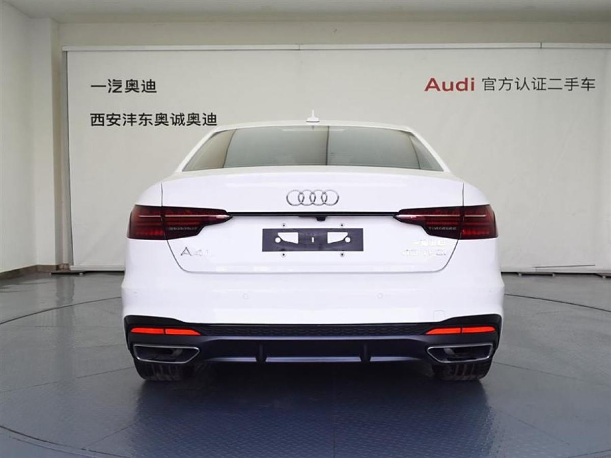 奧迪 奧迪A4L  2022款 40 TFSI 豪華動感型圖片