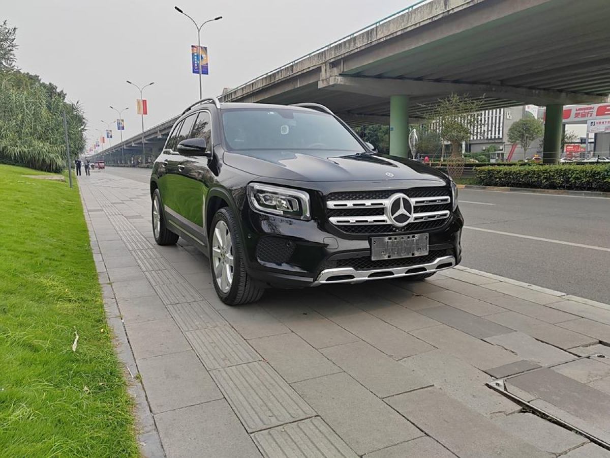 奔馳 奔馳GLC  2018款 改款 GLC 260 4MATIC 動感型圖片