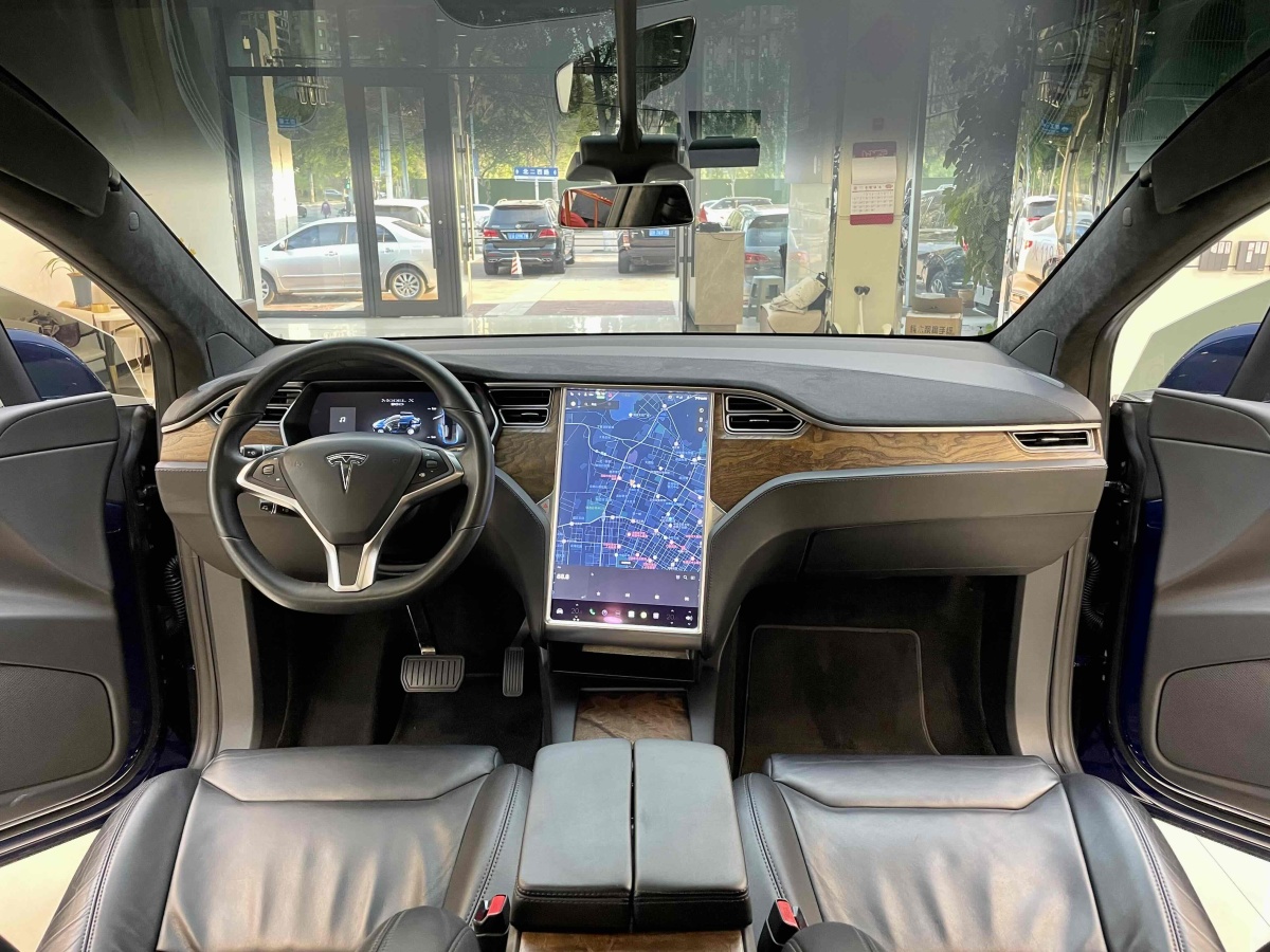 特斯拉 Model X  2016款 Model X 90D圖片