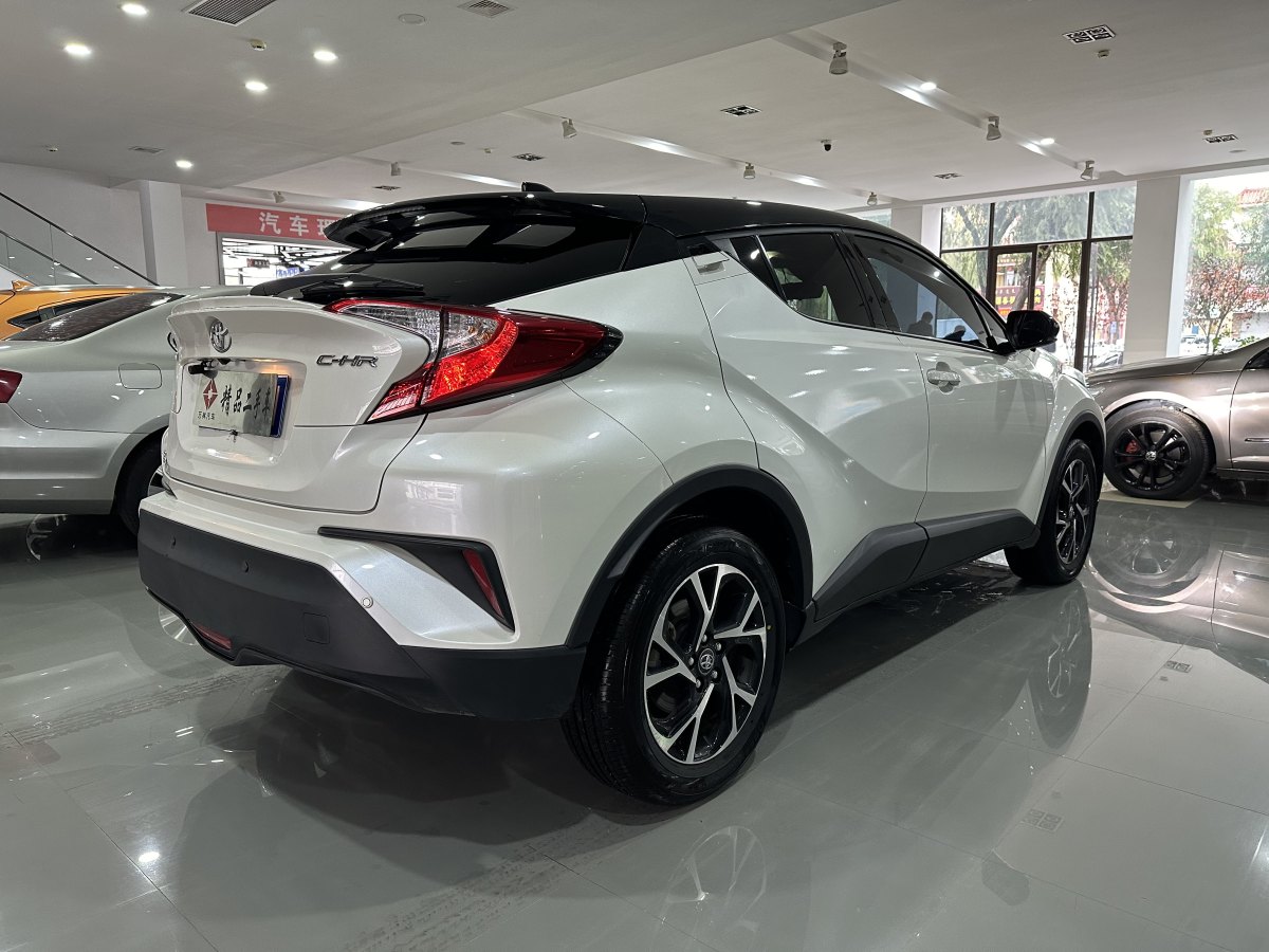 2019年10月豐田 C-HR  2018款 2.0L 領(lǐng)先版 國(guó)V