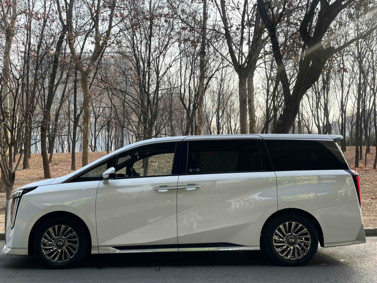 廣汽傳祺 M8  2023款 宗師系列 400T 自動至尊圖片