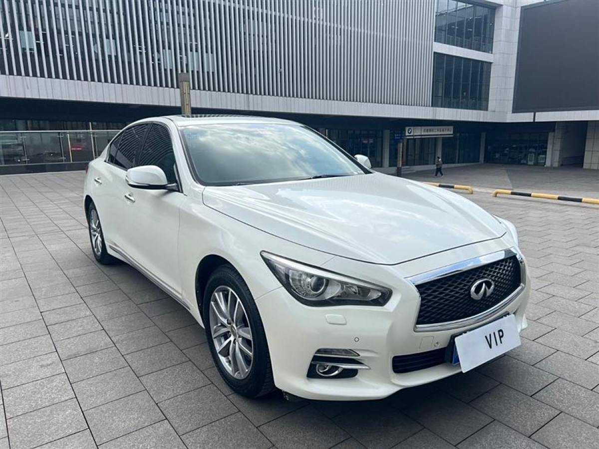 英菲尼迪 Q50L  2016款 2.0T 舒適版圖片