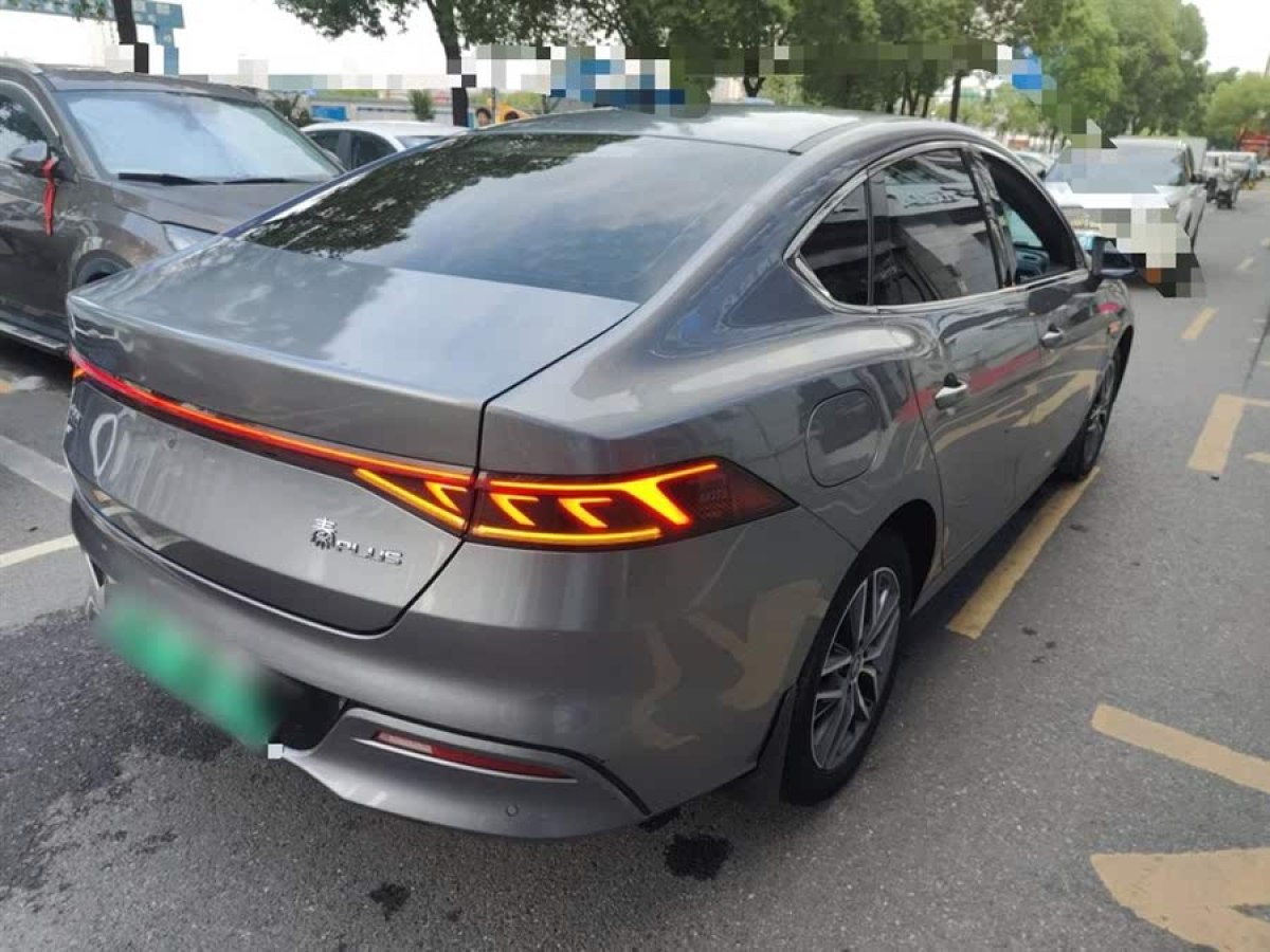 比亞迪 秦PLUS  2023款 冠軍版 EV 510KM領(lǐng)先型圖片