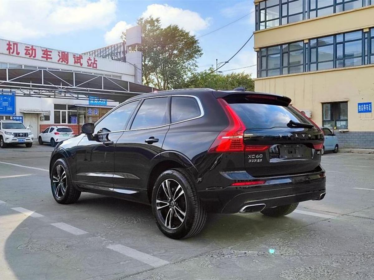 2019年5月沃爾沃 XC60  2019款  T5 四驅(qū)智遠(yuǎn)版 國VI