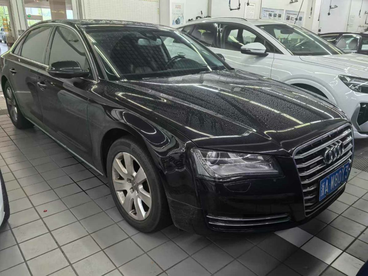 奧迪 奧迪A8  2011款 A8L W12 6.3 FSI quattro圖片