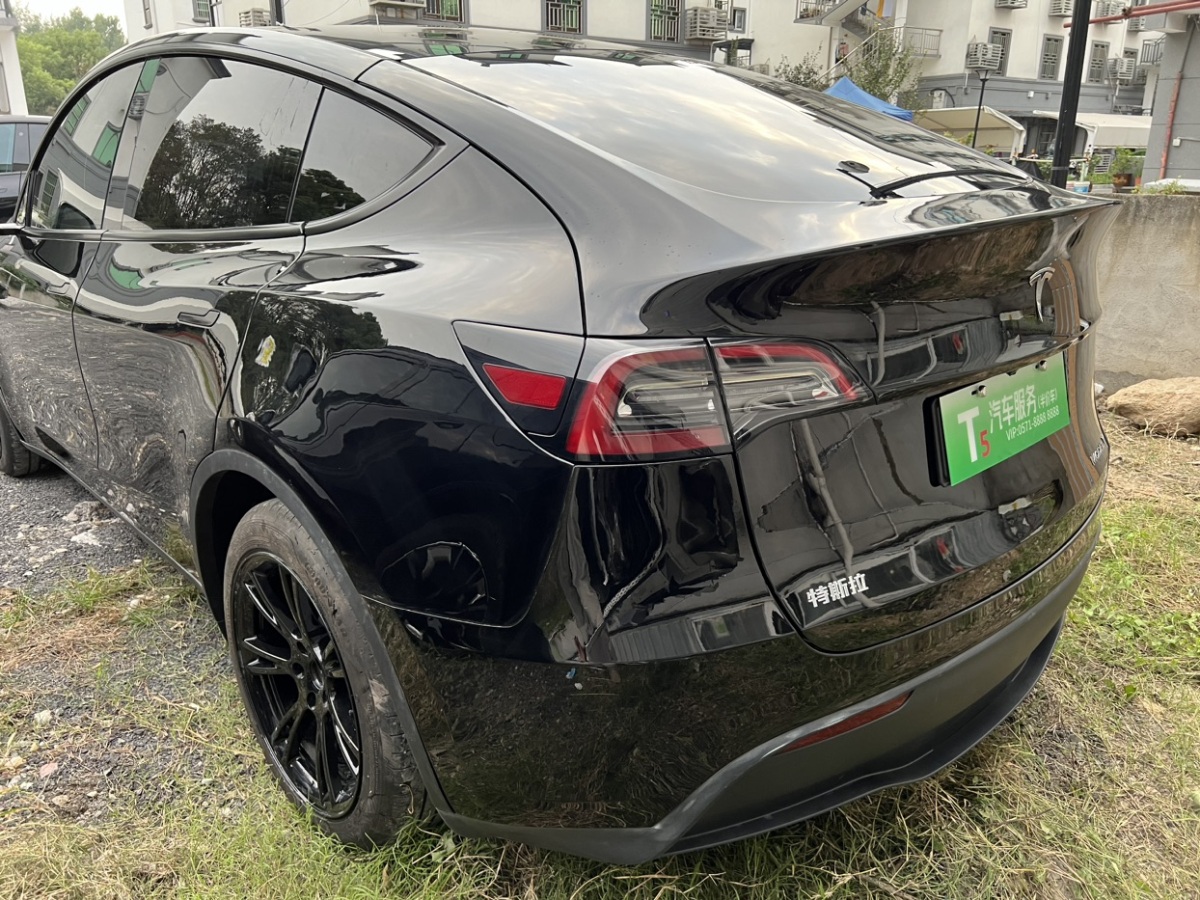 特斯拉 Model Y  2024款 后輪驅(qū)動(dòng)版圖片