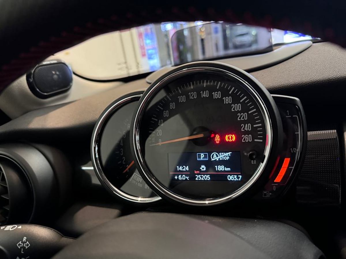 MINI MINI  2019款 2.0T COOPER S 藝術家圖片