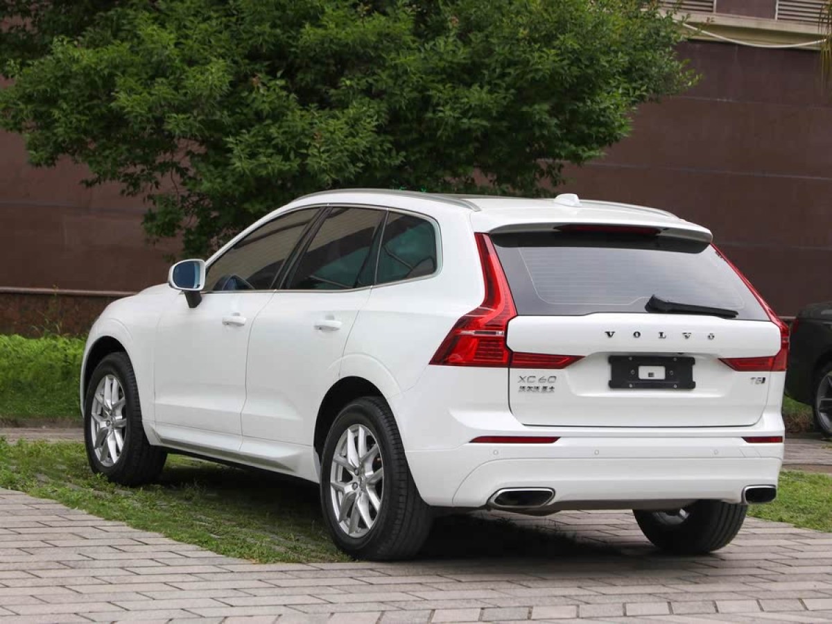 沃爾沃 XC60  2019款  T5 四驅(qū)智逸版 國VI圖片