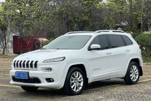 自由光 Jeep 2.4L 專業(yè)智能版