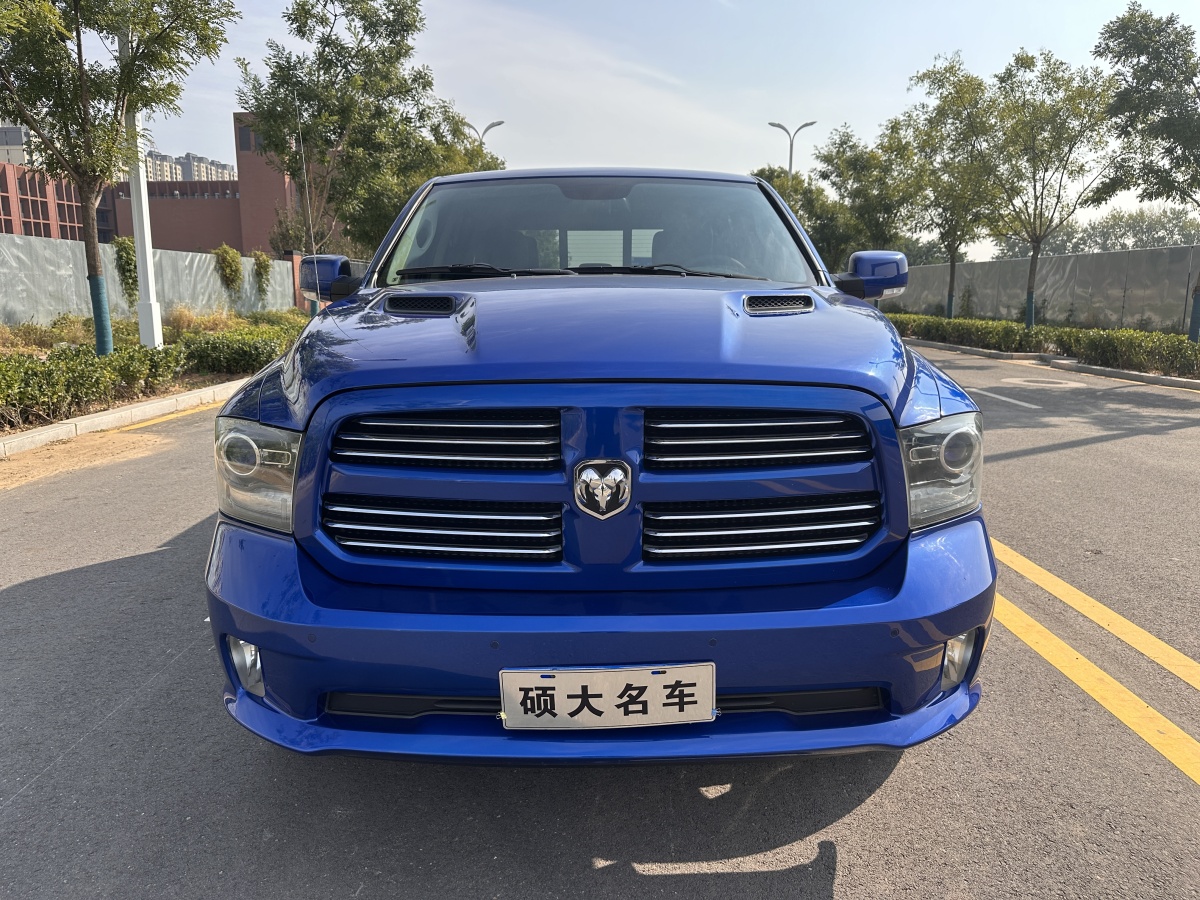 道奇 Ram  2011款 1500 Laramie圖片