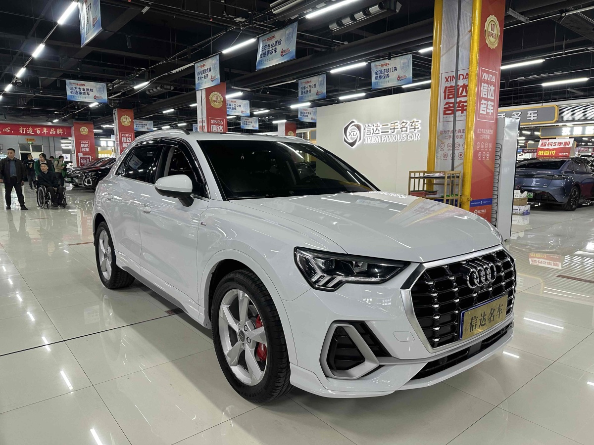 奧迪 奧迪Q3  2024款 35 TFSI 時(shí)尚動(dòng)感型圖片