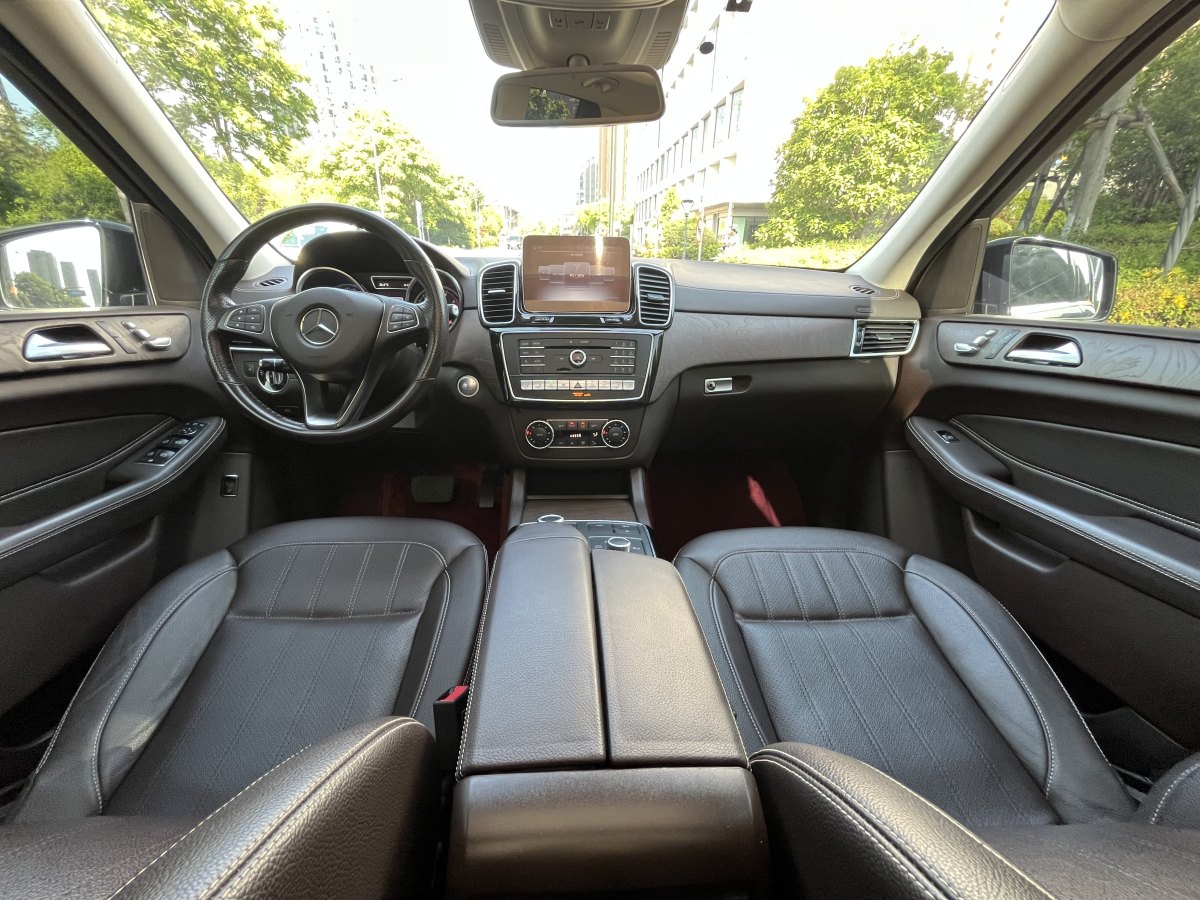 奔馳 奔馳GLE  2018款 GLE 400 4MATIC 臻藏版圖片