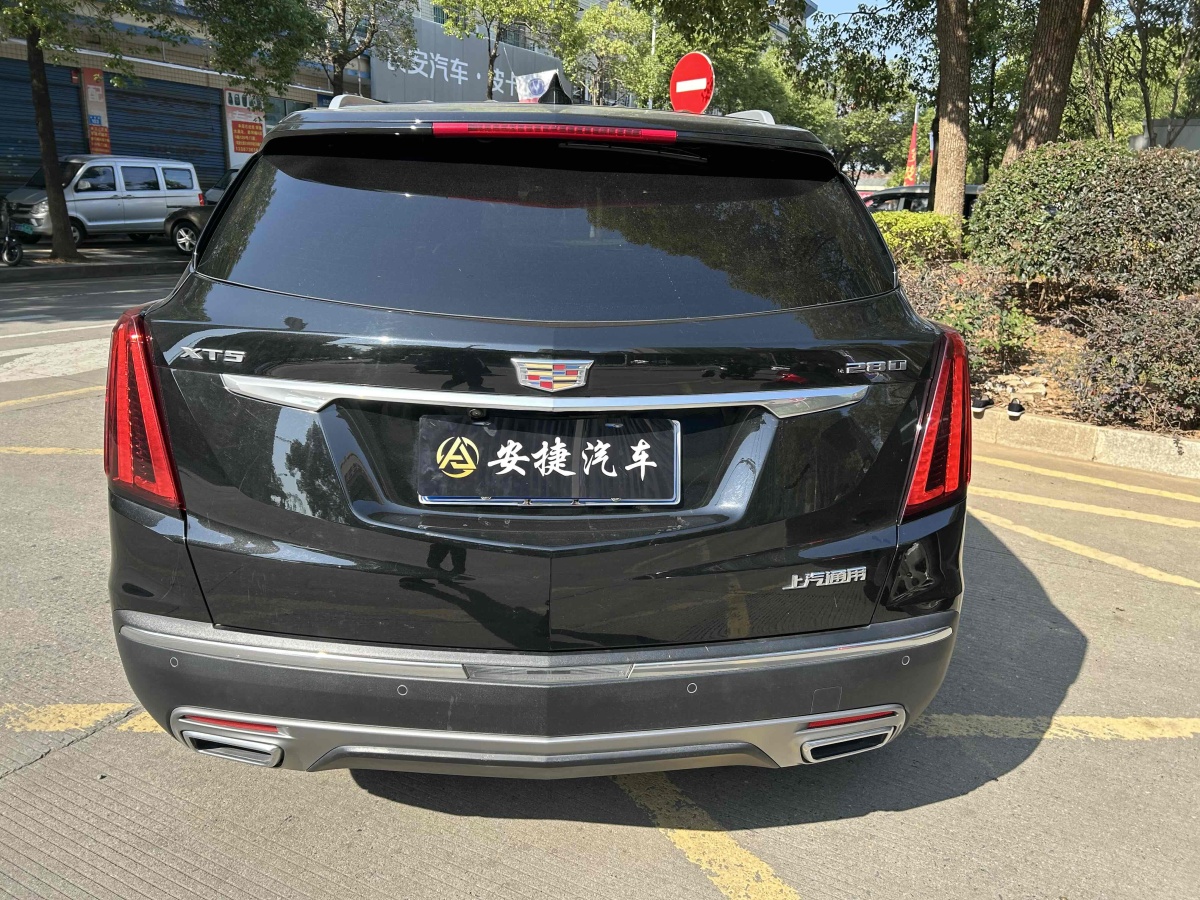 凱迪拉克 XT5  2022款 2.0T 兩驅(qū)豪華型圖片