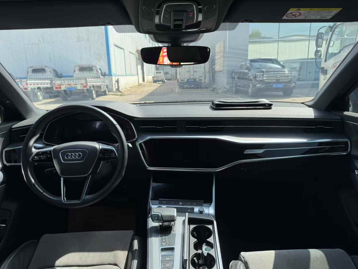 奧迪 奧迪A6L  2022款 40 TFSI 豪華動感型圖片