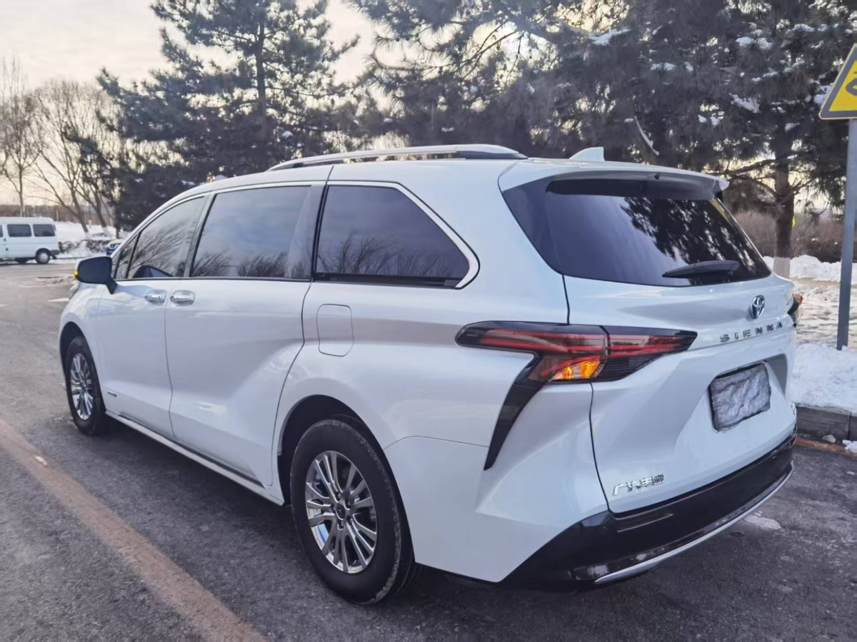 豐田 賽那SIENNA  2023款 2.5L混動 尊貴版圖片