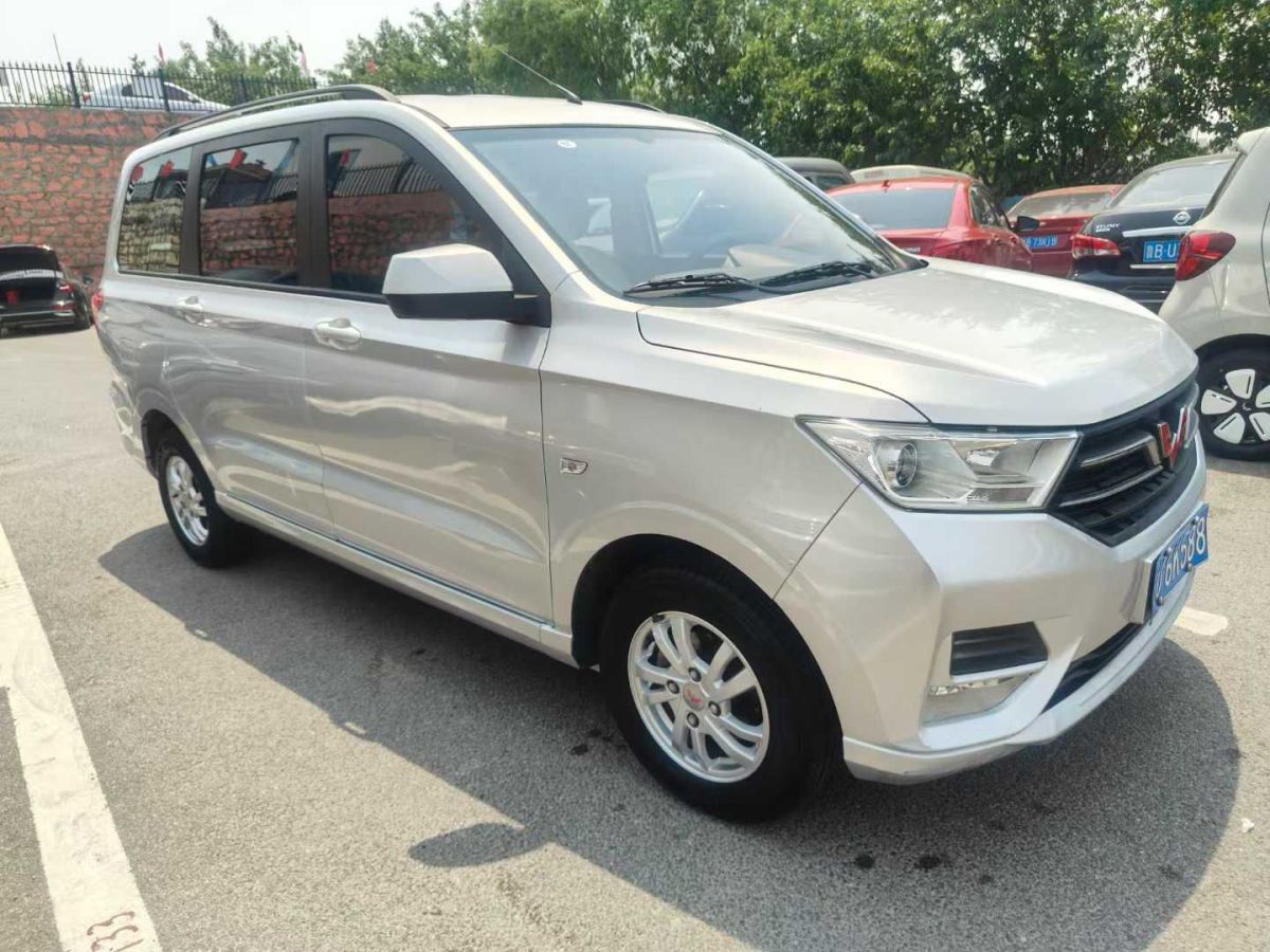 五菱 五菱宏光  2021款 1.5L S舒適型LAR圖片