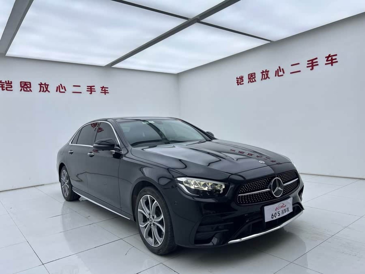 奔馳 奔馳E級  2022款 改款二 E 300 L 運動時尚型圖片