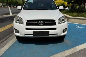 RAV4榮放 豐田 2.0L 手動(dòng)豪華升級(jí)版