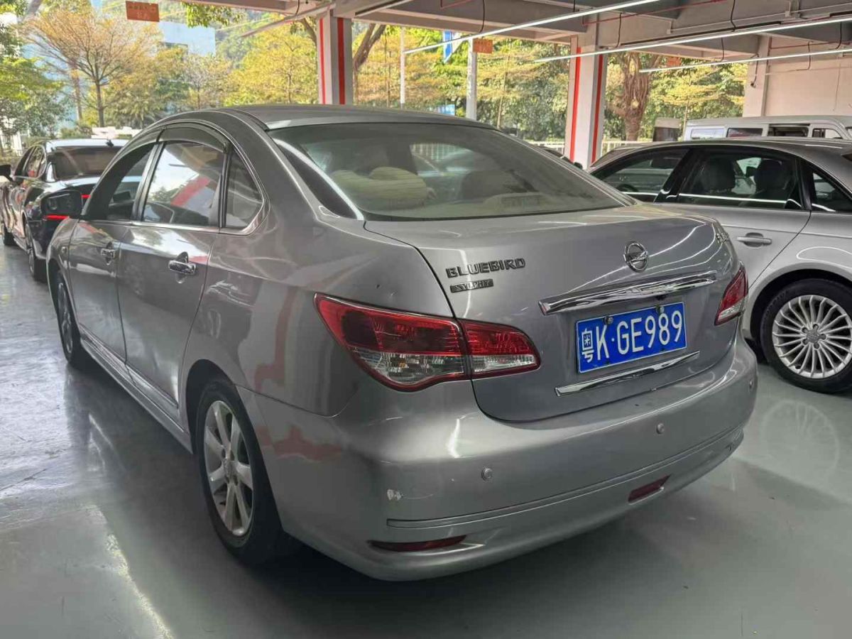 日產(chǎn) 驪威  2010款 勁逸版 1.8L 自動標準型圖片