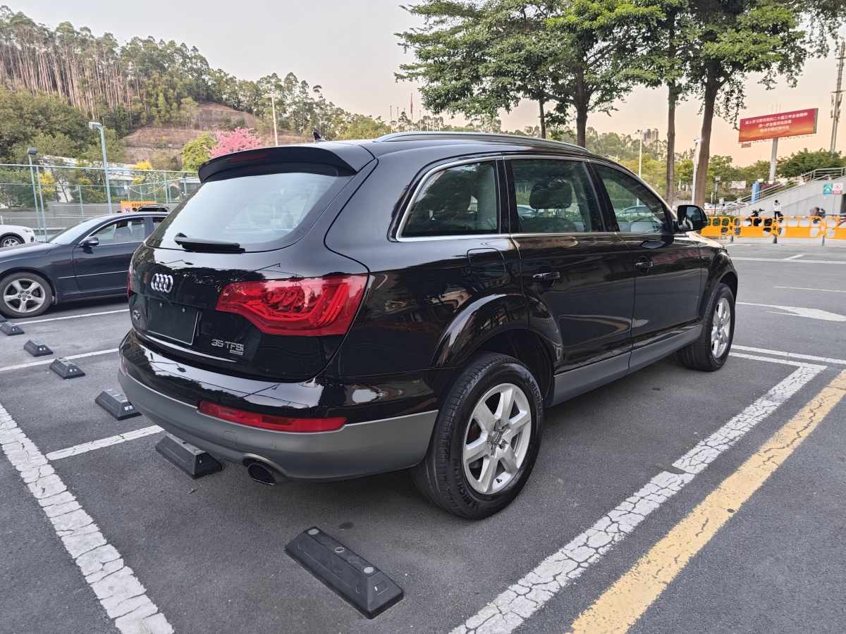 奧迪 奧迪Q7  2013款 35 TFSI 進(jìn)取型圖片