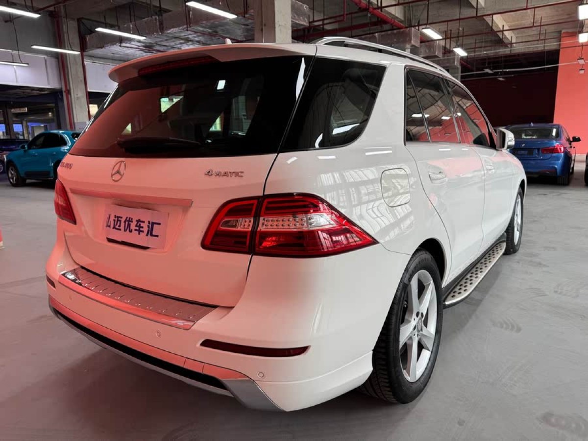 奔馳 奔馳M級(jí)  2014款 ML 400 4MATIC動(dòng)感型圖片