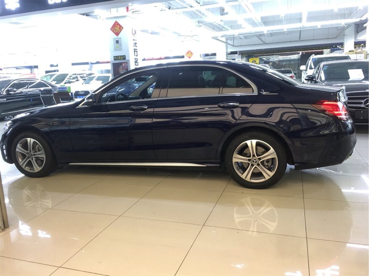 【杭州】2019年03月 奔馳 奔馳c級amg 2020款 c 260 l 4matic 自動檔