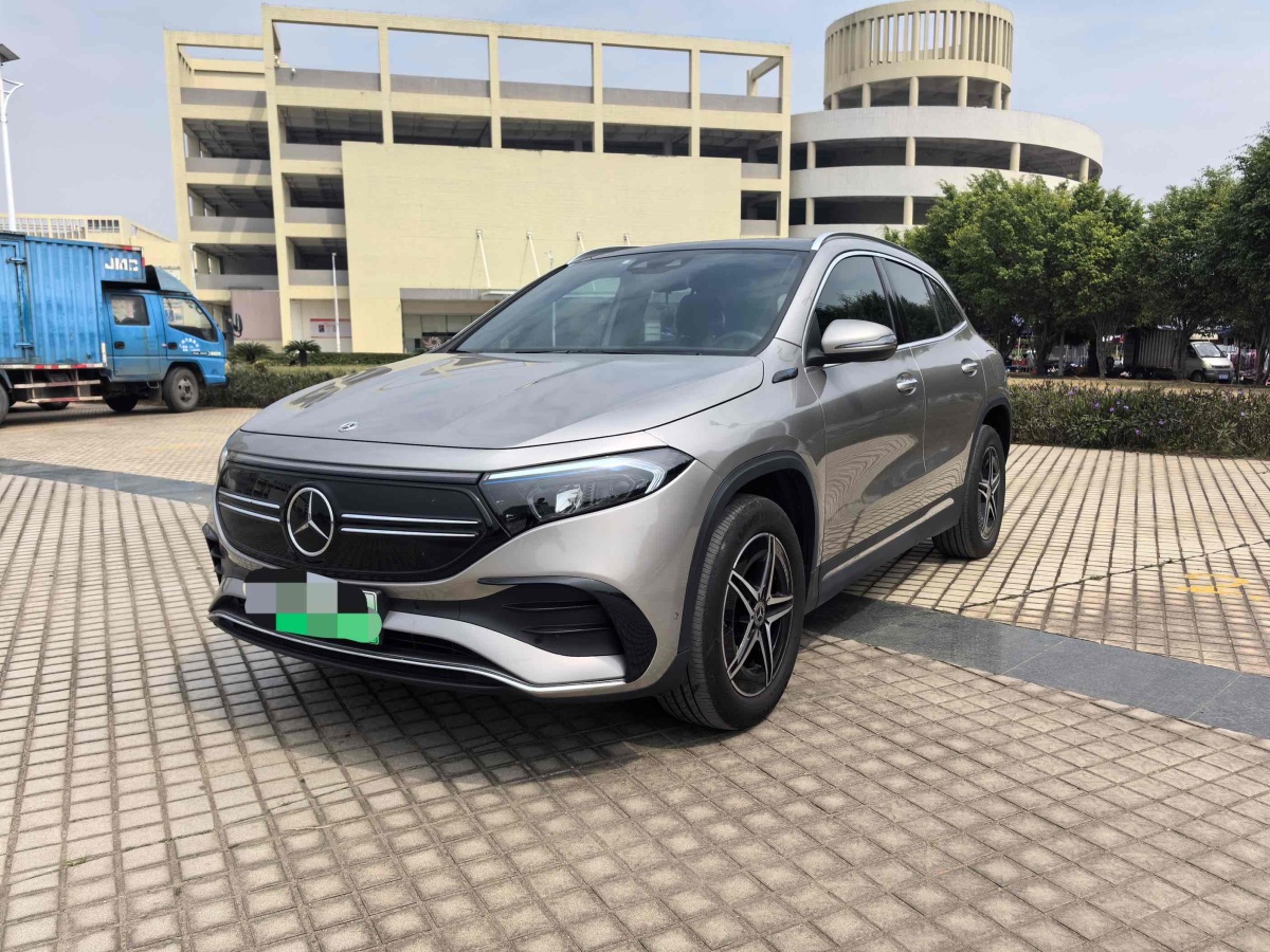 2022年4月奔馳 奔馳EQA  2022款 EQA 300 4MATIC 首發(fā)特別版