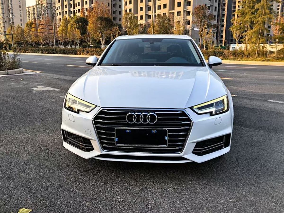 奧迪 奧迪A4L  2019款 40 TFSI 進取型 國V圖片