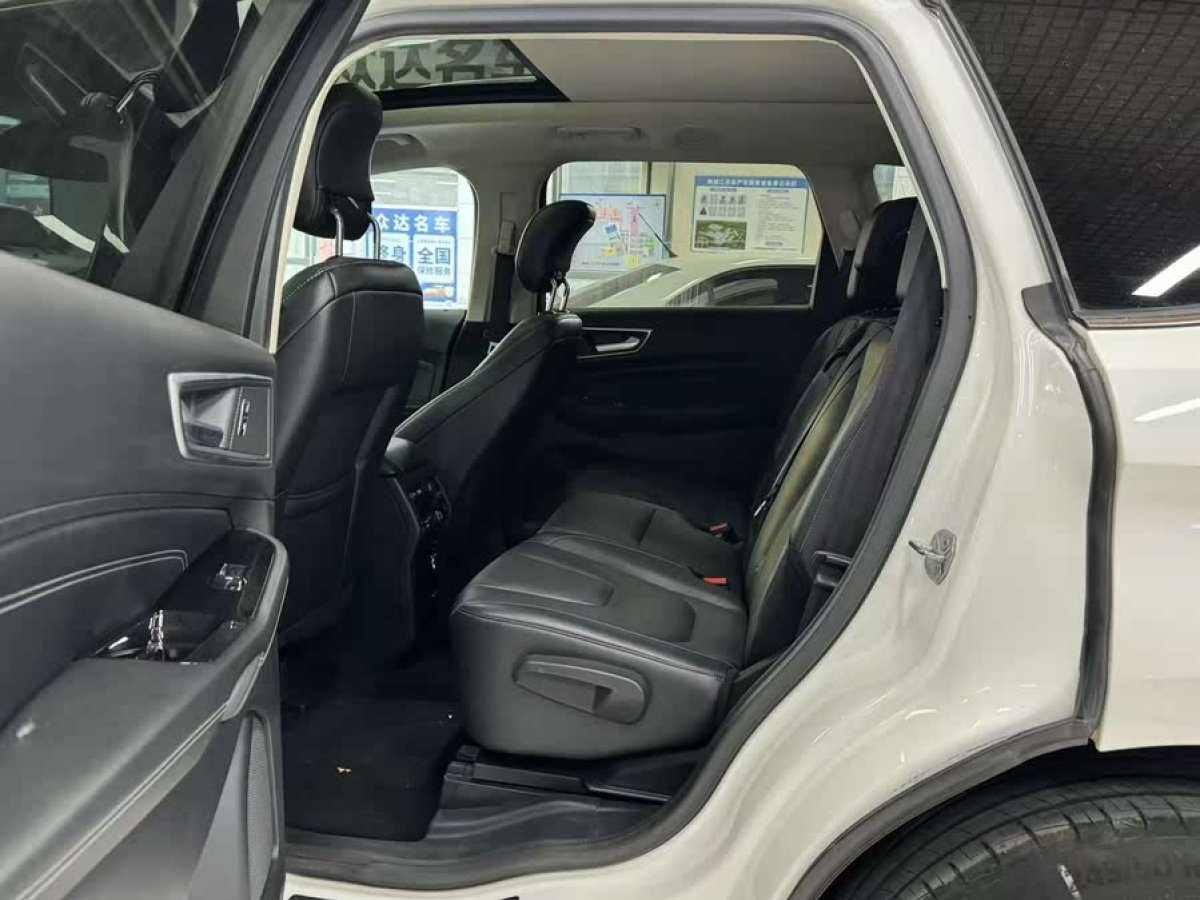 福特 銳界  2018款 EcoBoost 245 四驅(qū)尊銳型 7座圖片