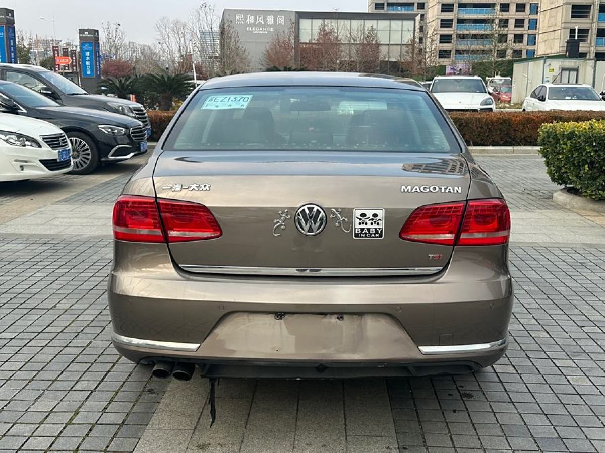 大眾 邁騰  2013款 1.8TSI 領(lǐng)先型圖片