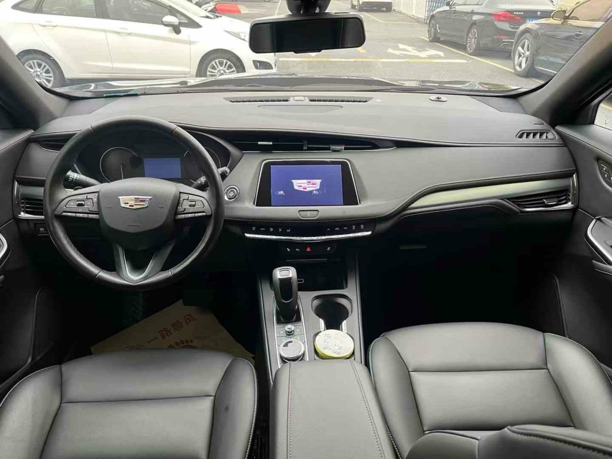 凱迪拉克 CT6  2019款 28T 豪華型圖片