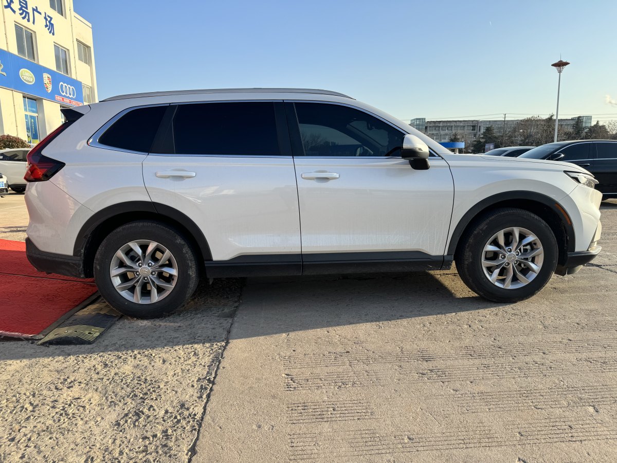 本田 CR-V  2023款 240TURBO 兩驅(qū)鋒尚5座版圖片