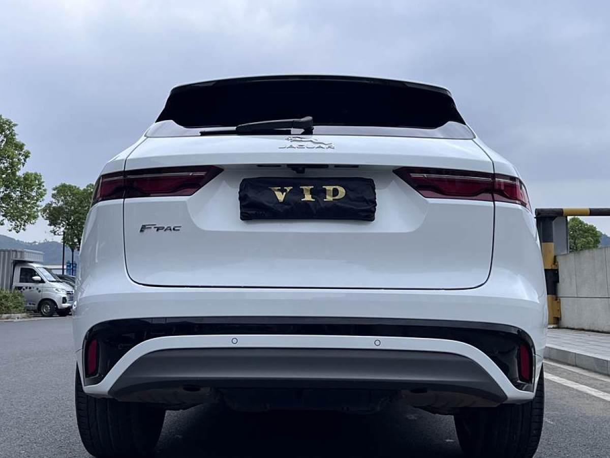 2021年9月捷豹 F-PACE  2021款 250PS R-Dynamic SE