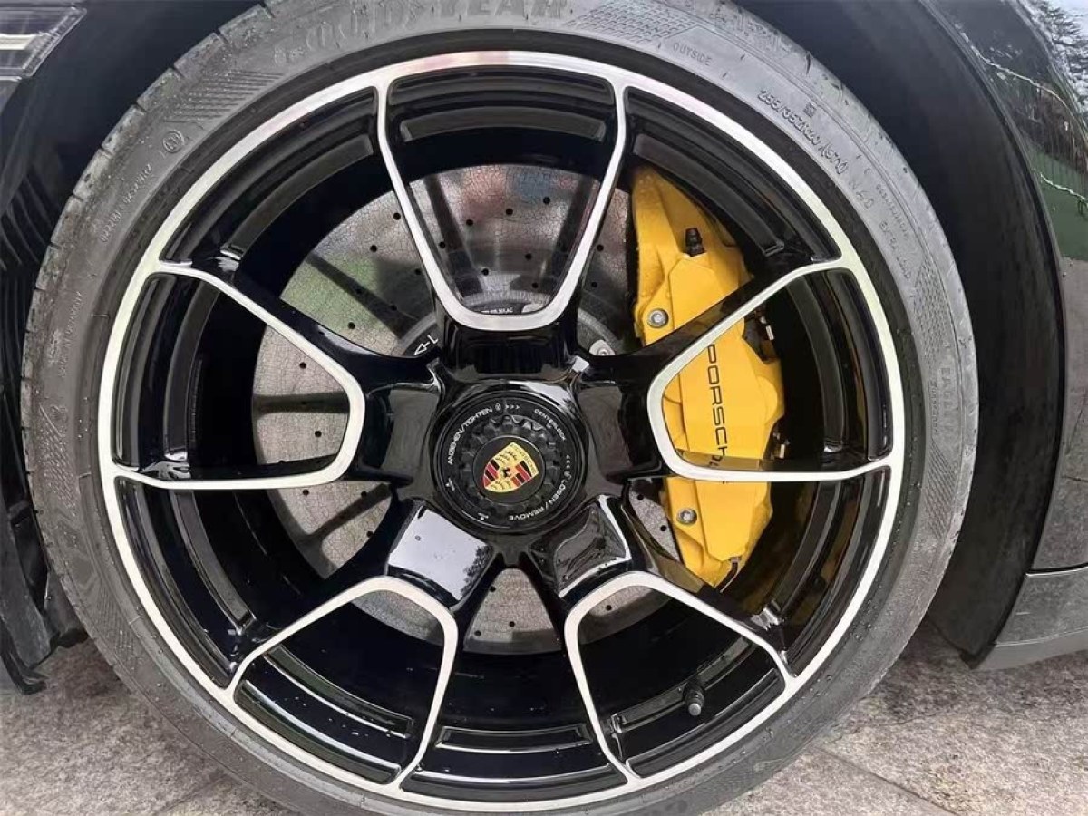 保時(shí)捷 911  2022款 Turbo S 3.8T圖片