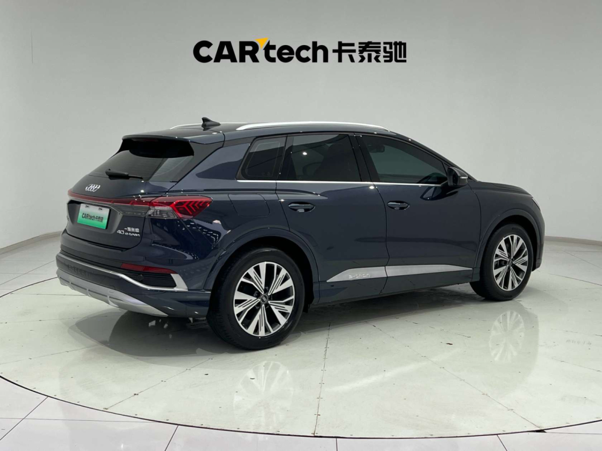 奧迪 奧迪Q4 e-tron  2022款 40 e-tron 創(chuàng)行版圖片