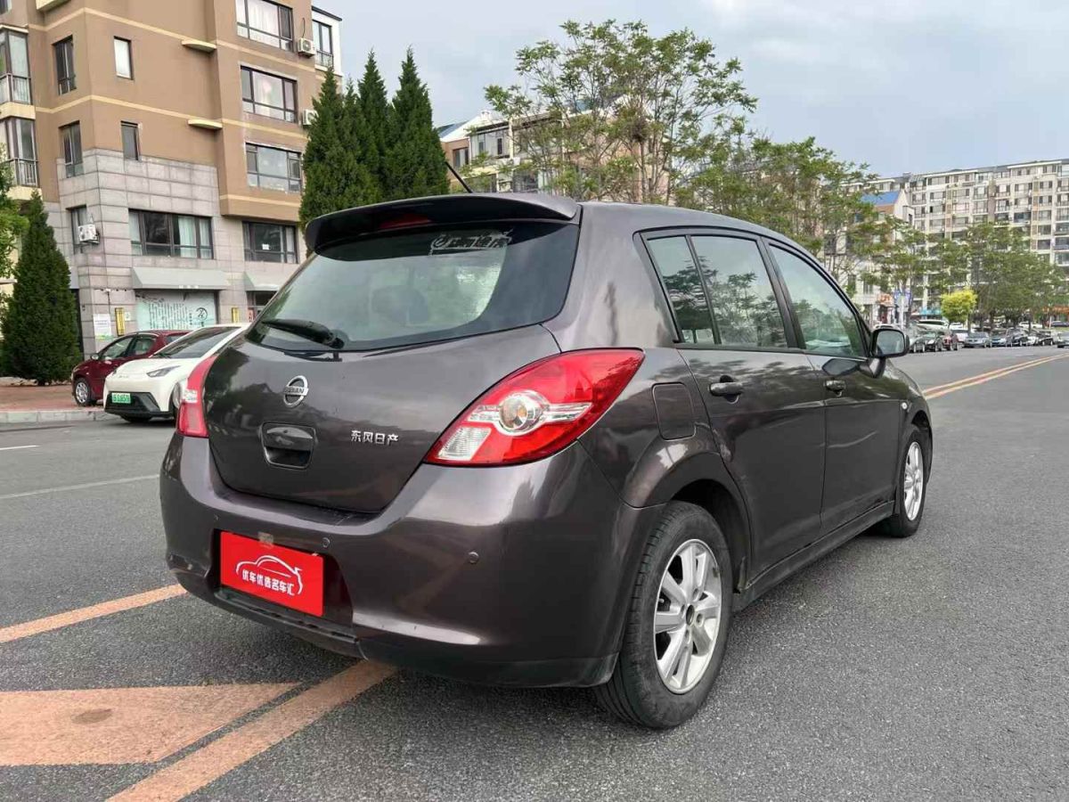日產(chǎn) 頤達(dá)  2009款 1.6L 自動(dòng)科技版圖片