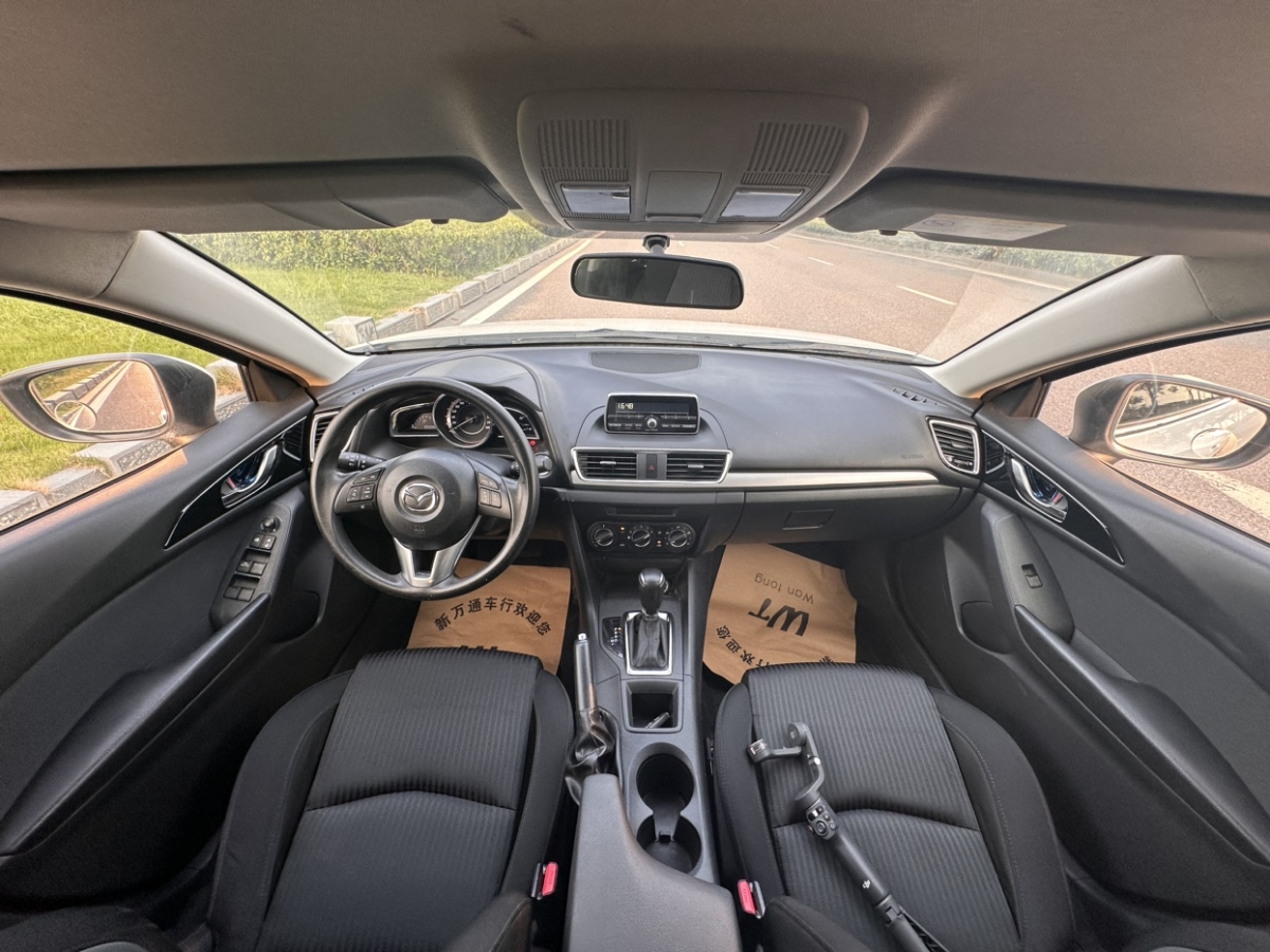 2016年10月马自达 马自达3 Axela昂克赛拉  2016款 三厢 1.5L 自动舒适型