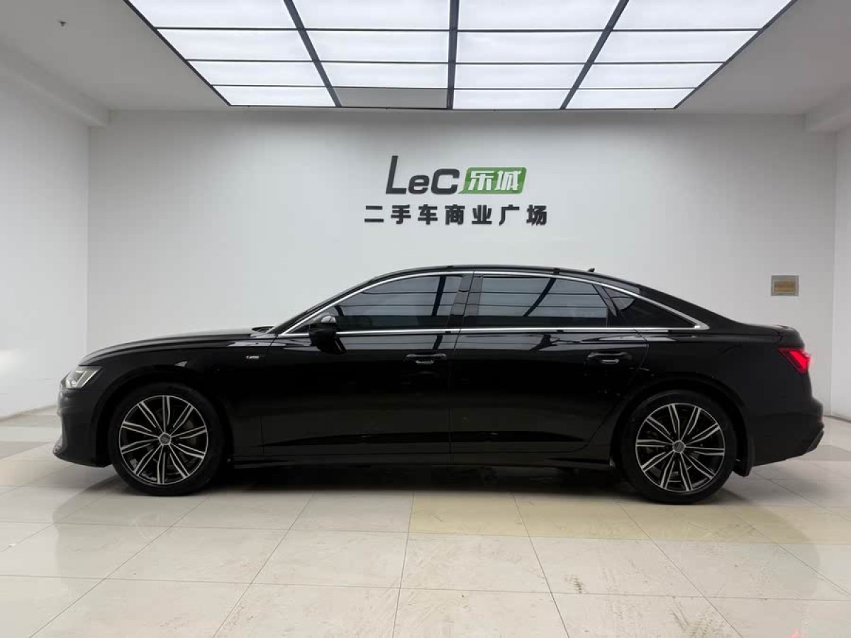 奧迪 奧迪A6L  2021款 45 TFSI 臻選動(dòng)感型圖片